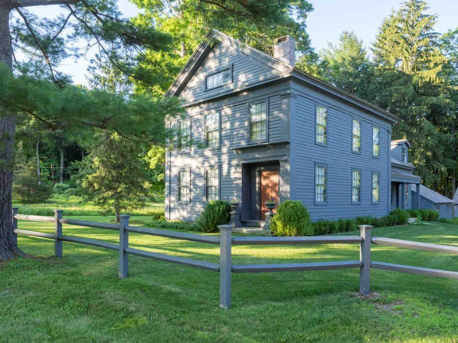 Building photograph for 115 UNDERMOUNTAIN ROAD